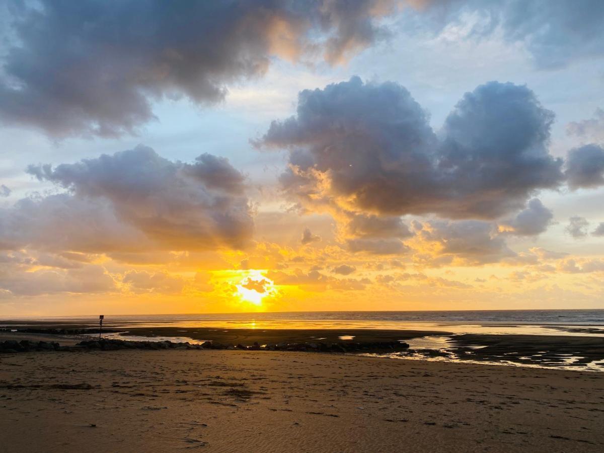 La Petite Marjolaine A 3Min A Pied De La Plage Διαμέρισμα Merville-Franceville-Plage Εξωτερικό φωτογραφία